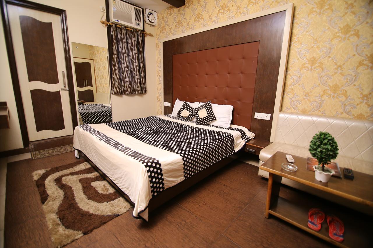 Hotel Pappan Plaza Palwal Exterior foto