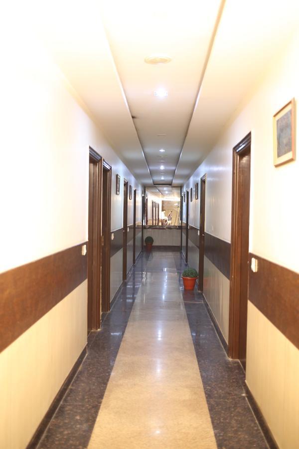 Hotel Pappan Plaza Palwal Exterior foto